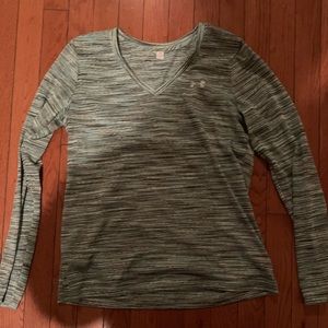 Long sleeve work out top